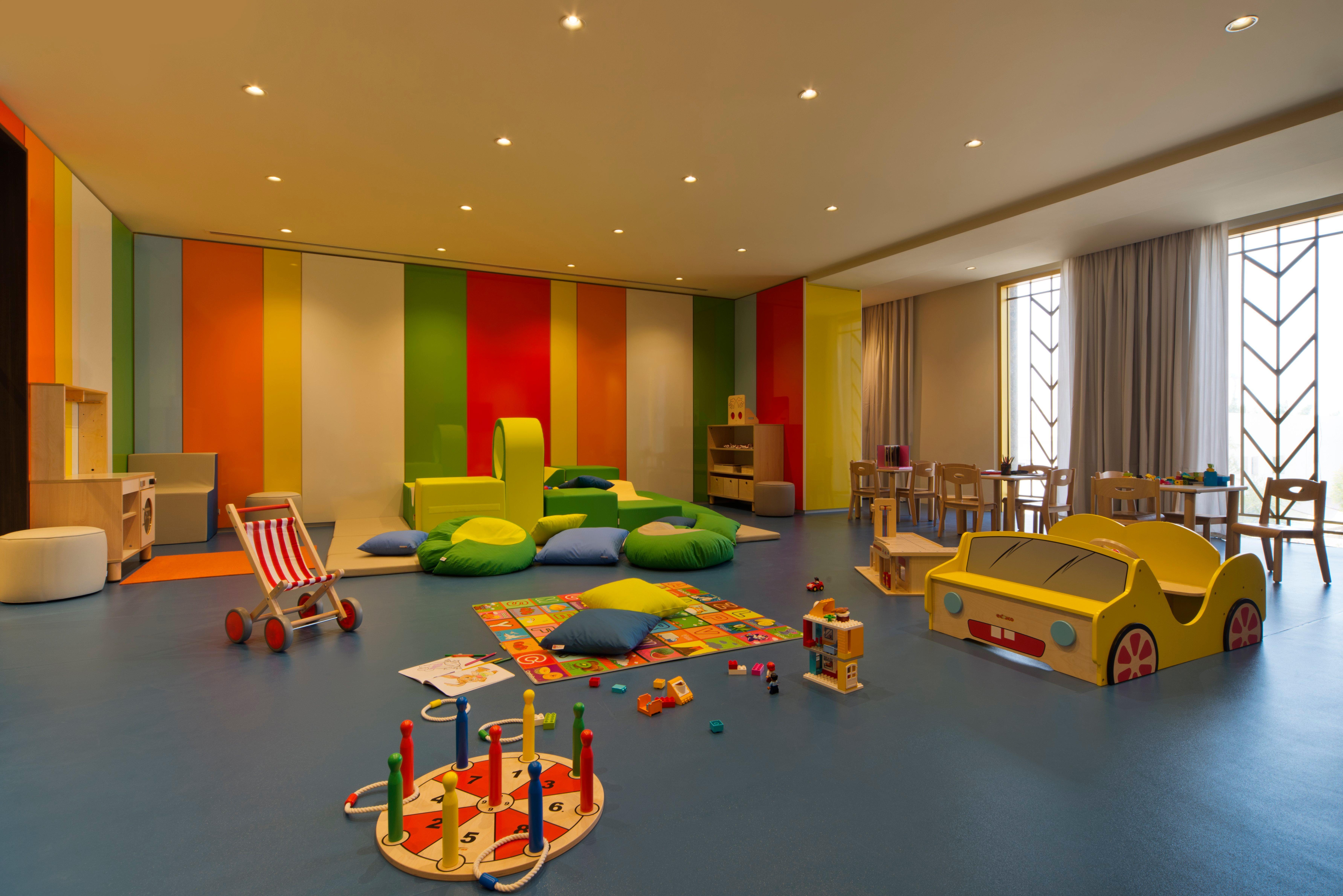 Voco Doha West Bay Suites By Ihg Экстерьер фото The Children's Club at Jumeirah Atlantis