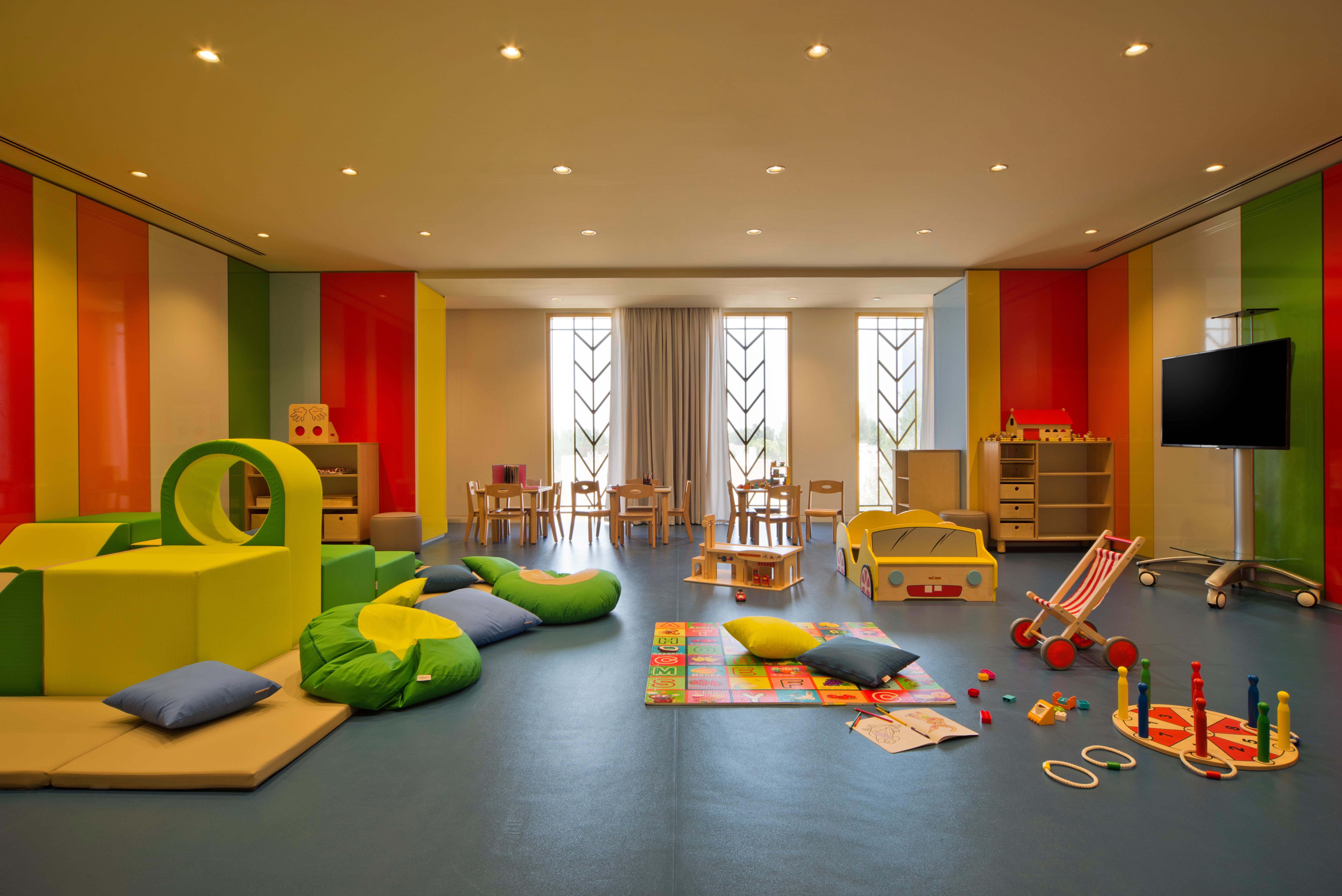 Voco Doha West Bay Suites By Ihg Экстерьер фото The Children's Club at Jumeirah Atlantis