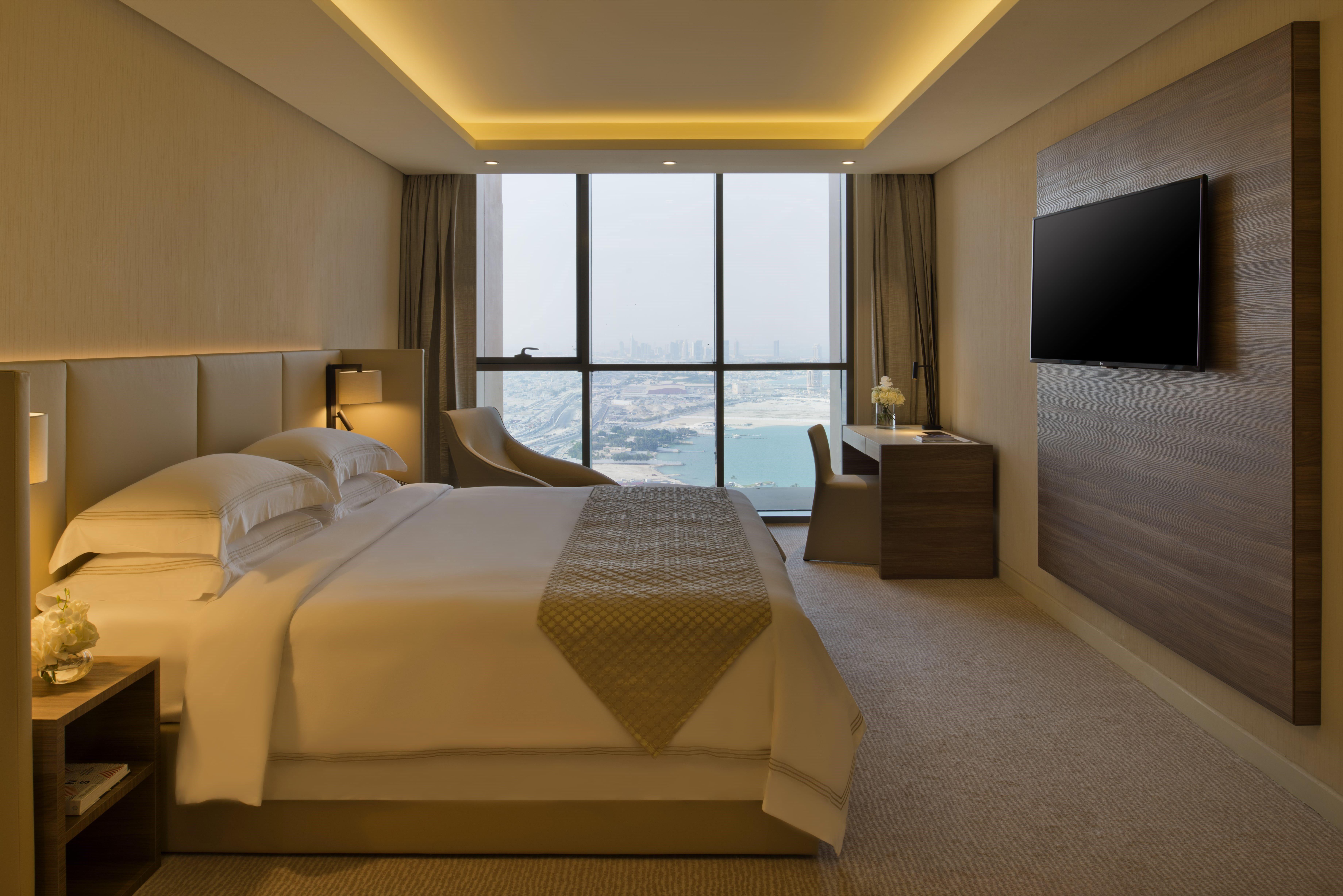 Voco Doha West Bay Suites By Ihg Экстерьер фото A bedroom at the hotel