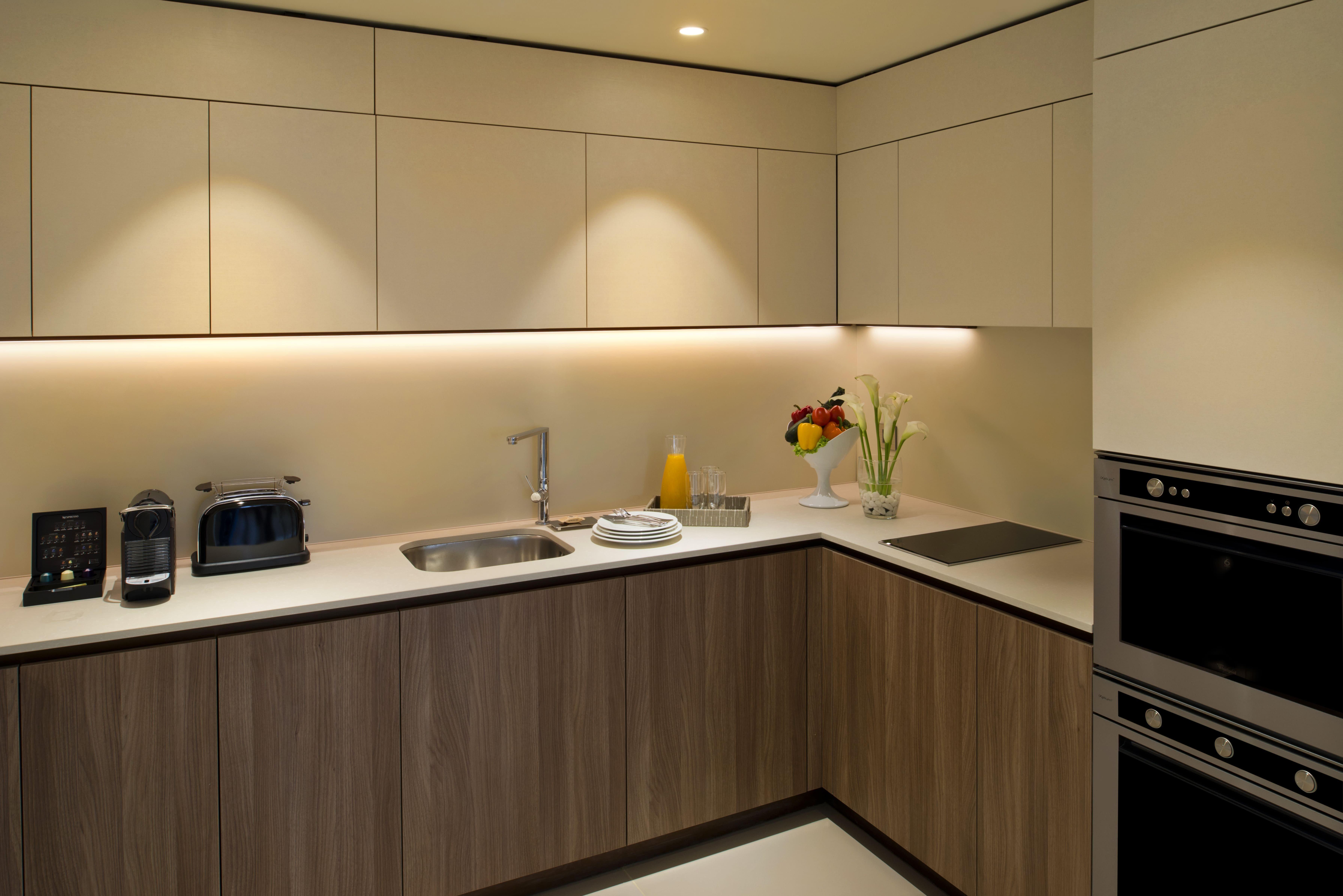 Voco Doha West Bay Suites By Ihg Экстерьер фото A kitchen